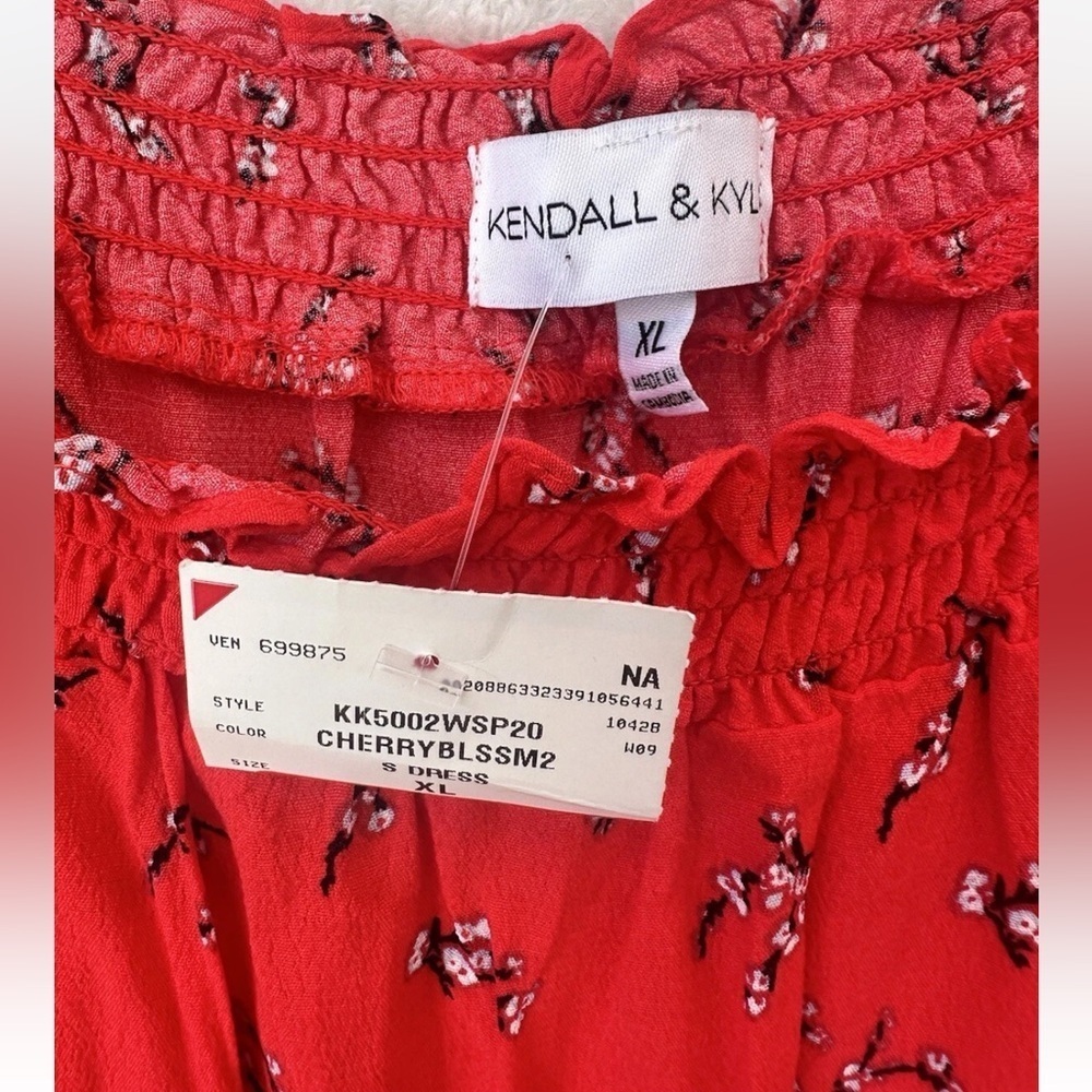 Woman’s Long Sleeve Red Romper Size X-Large Kendall & Kylie Cherry Blossom - Picture 9 of 10